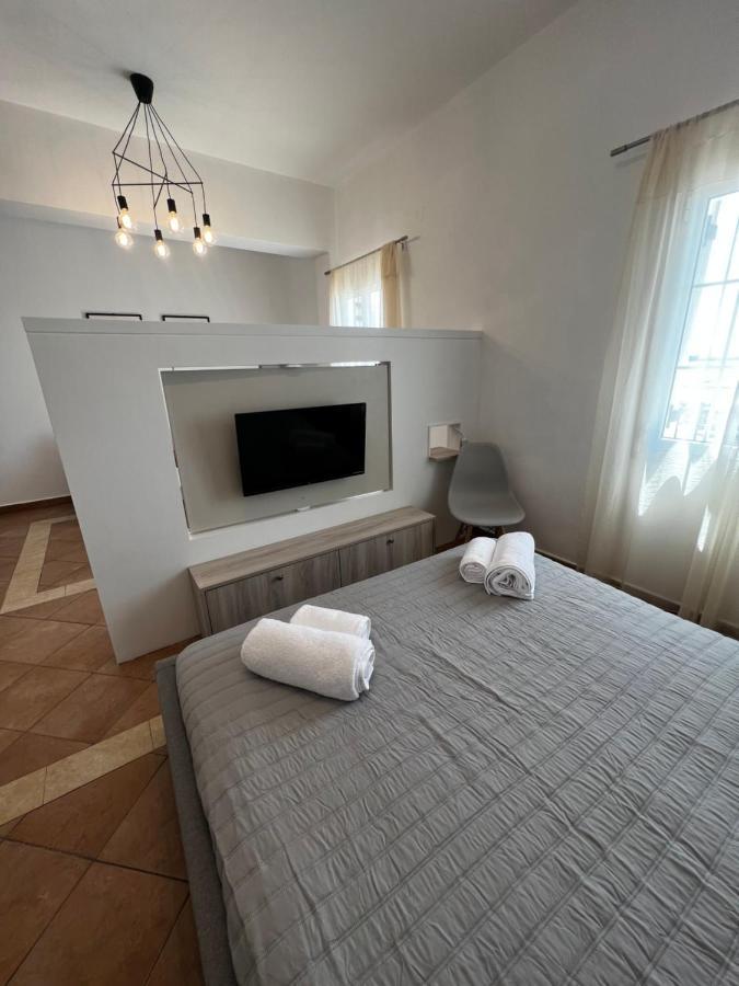 Seaside Apartments Kalymnos Town Екстер'єр фото